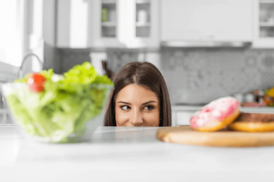 Understanding the Sugar Cravings Cause: Tips to Control Your Sweet Tooth