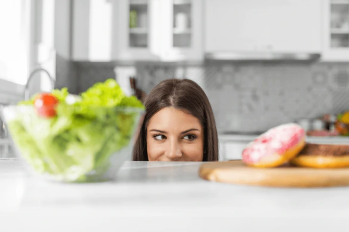 Understanding the Sugar Cravings Cause: Tips to Control Your Sweet Tooth