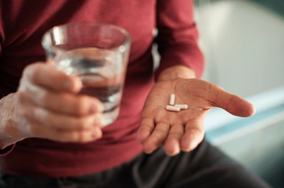 Can You Take Vitamins on an Empty Stomach? The Facts You Need to Know